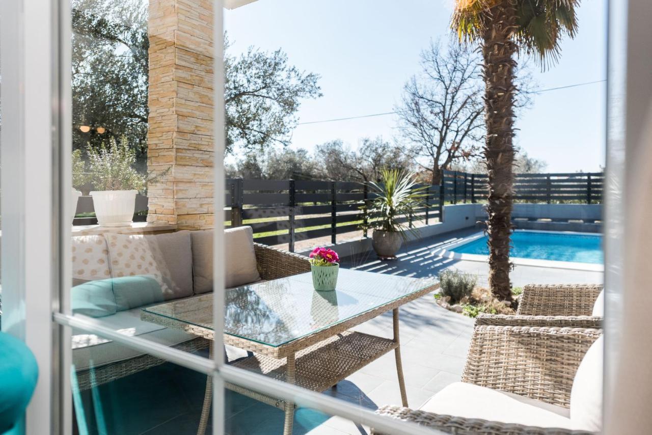 Villa Twins Sukosan With Heated Pool Zewnętrze zdjęcie