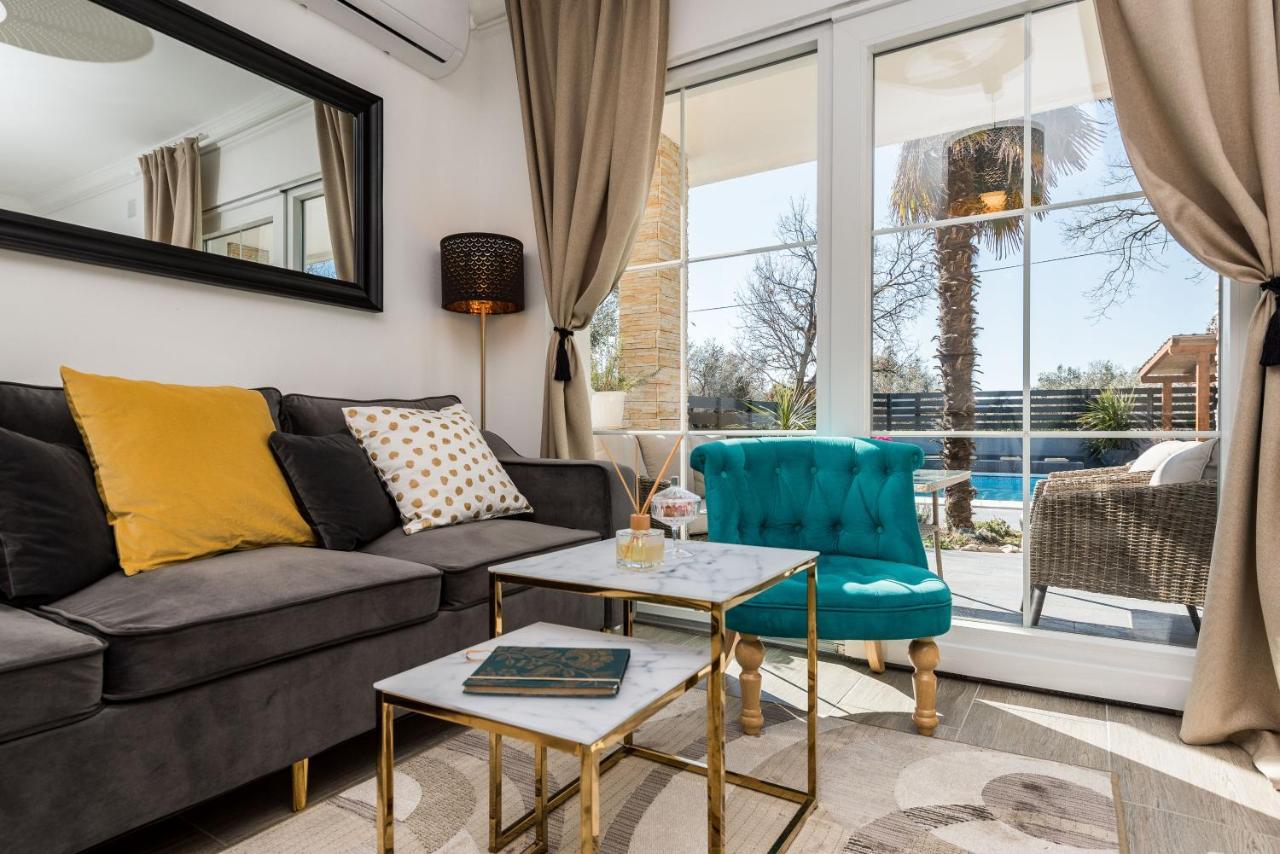 Villa Twins Sukosan With Heated Pool Zewnętrze zdjęcie