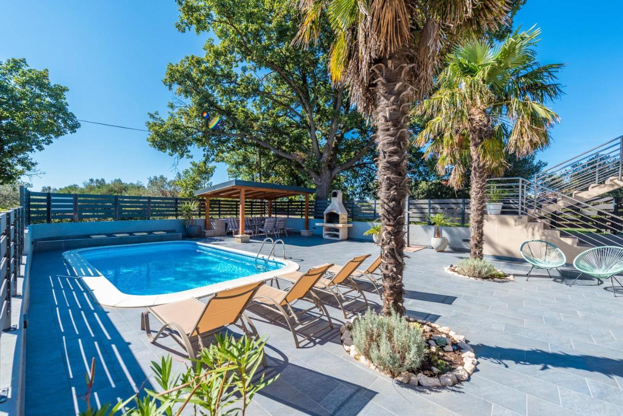 Villa Twins Sukosan With Heated Pool Zewnętrze zdjęcie